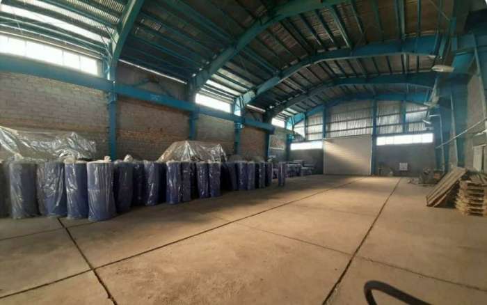 لباس پزشکی و ماسک به ارزش ۱۵ میلیارد ریال از محتکران در ماکو کشف شد