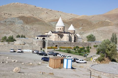 لیست کلیساهای ایران
